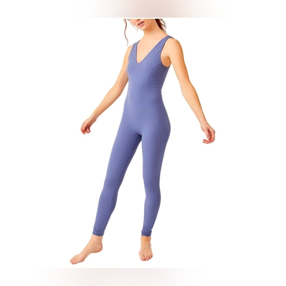 Free People Movement Good Karma Bodysuit‎ Periwinkle Blue Sleeveless V-Neck New